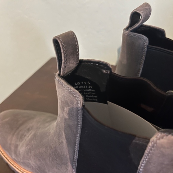 Nisolo Go-To Chelsea Boots (Gray), size 11.5 main image 4